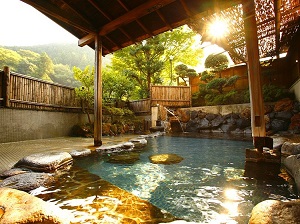 伊豆最古の源泉掛け流し100％　露天風呂　さか屋